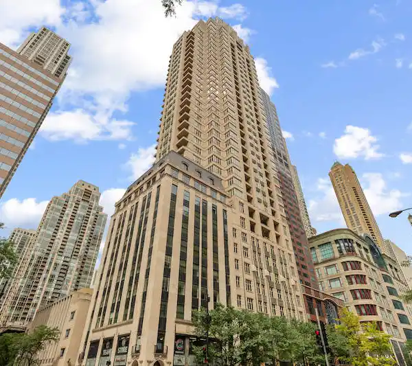 DESIGNER HOME ON A PREMIER FLOOR AT THE RITZ-CARLTON RESIDENCES