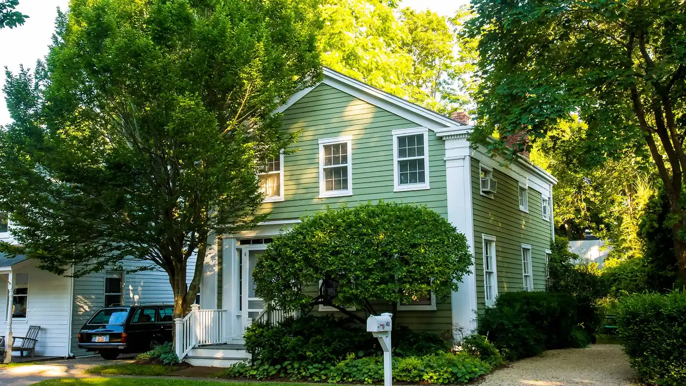 Adorable Sag Harbor Village Rental Home