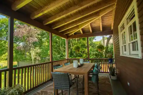 Charming Farmhouse with a Balcony and Great Views