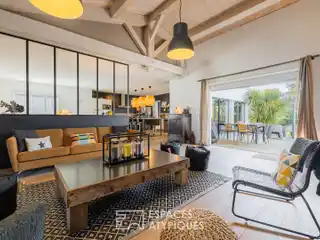 Contemporary Home on a Private Cul-de-sac