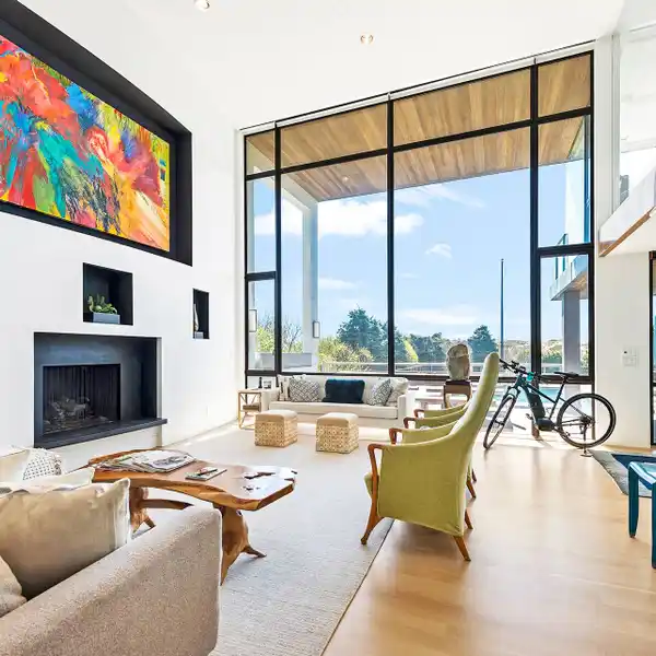 EXPERIENCE COASTAL LUXURY IN SPECTACULAR CONTEMPORARY HOME