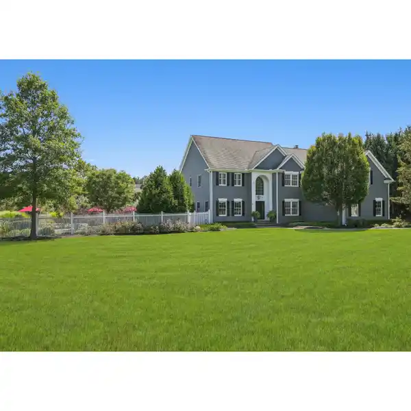 OUTSTANDING CUSTOM-CRAFTED HOME