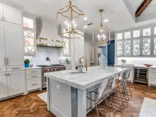 Lavish, Fully Remodeled Home with Designer Finishes