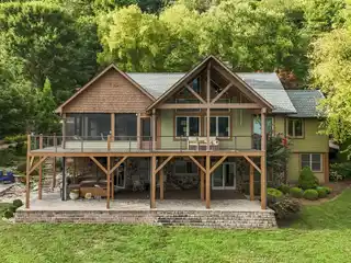 One-Of-A-Kind Cherokee Lake Retreat