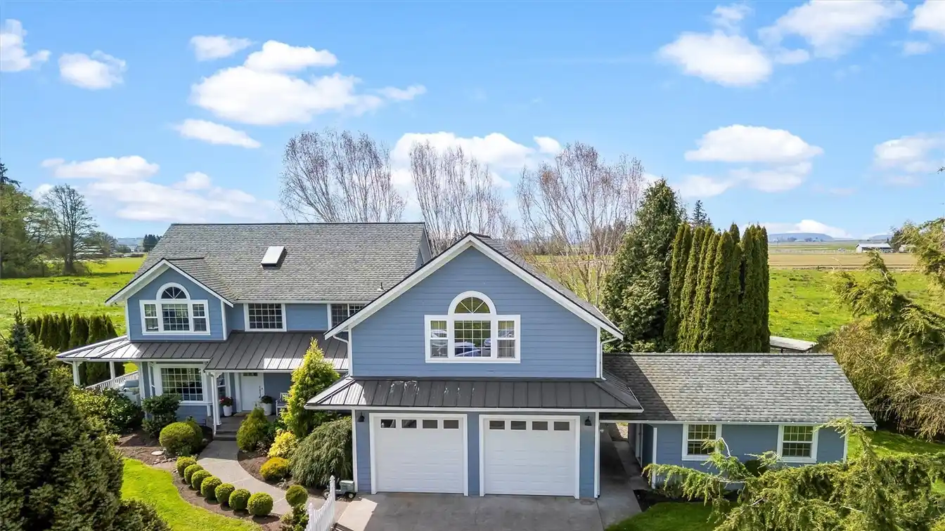Custom Home Blending Luxury and Tranquility