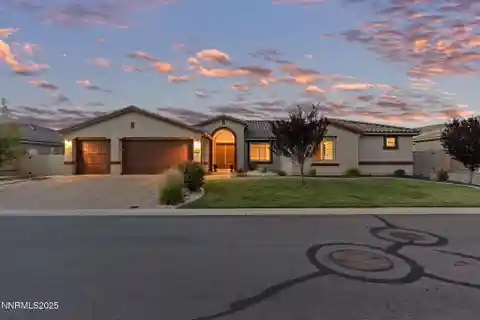 Exceptional Single-Story Residence in Gated Saddle Ridge