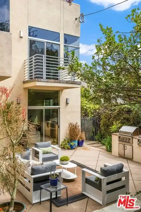 Timeless Blend of Modern Design and Organic Warmth
