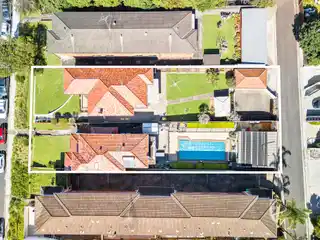 Large Versatile Property in Premier Location