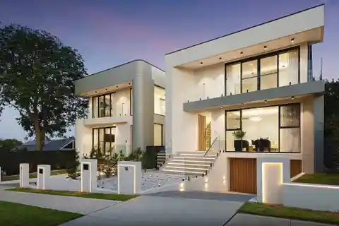 Sleek New Tri-level Semi-detached Duplex