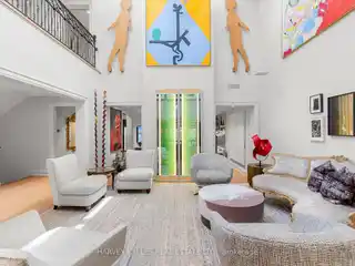 Sophisticated Fully Renovated Townhome