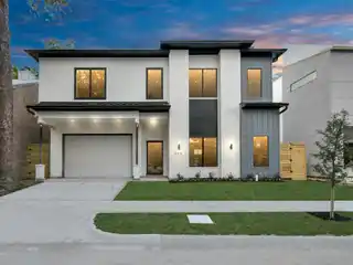 Alluring Home Blends Modern Luxury with Comfort