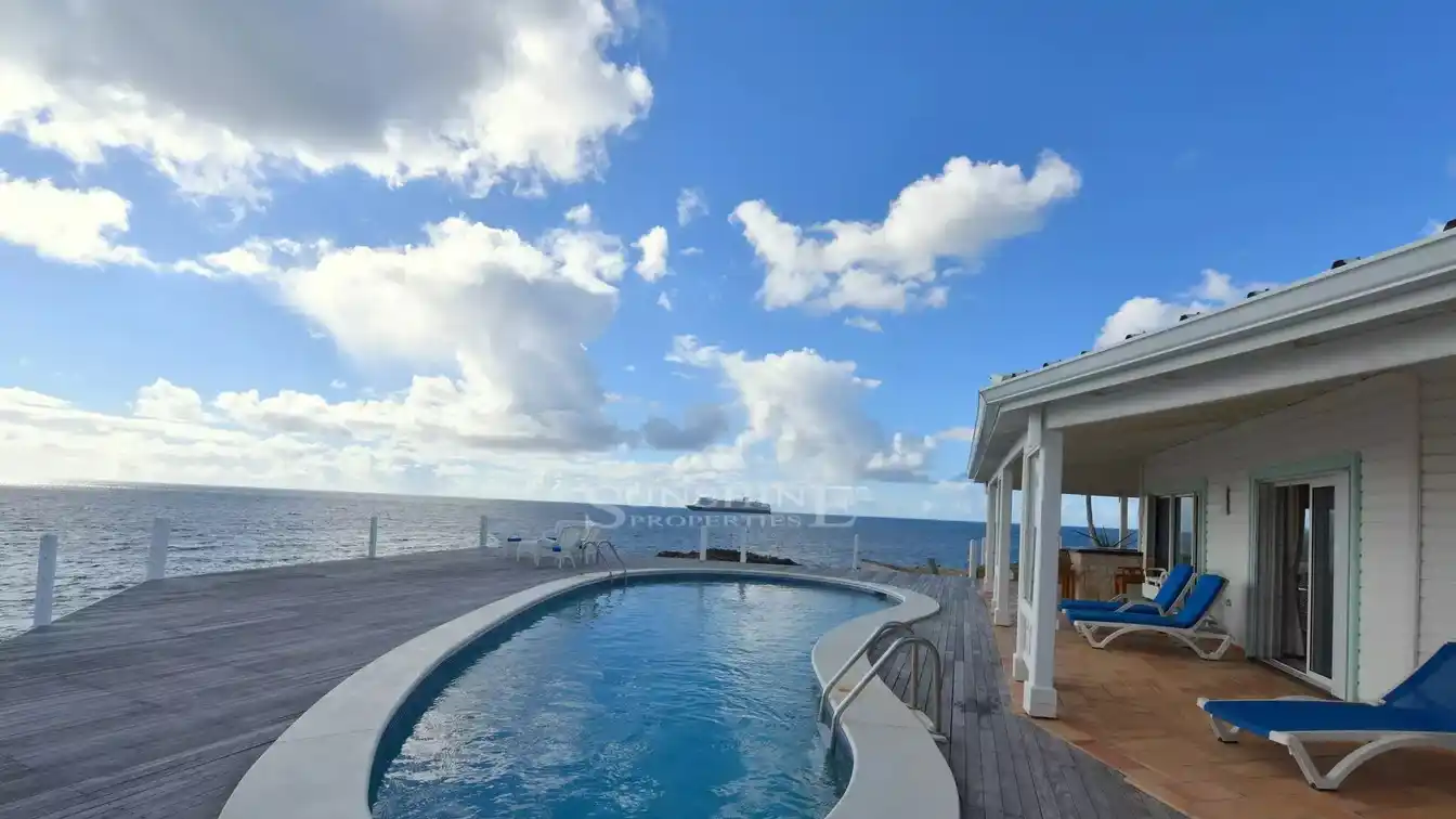 Secluded Caribbean Oasis with Breathtaking Views of Saba