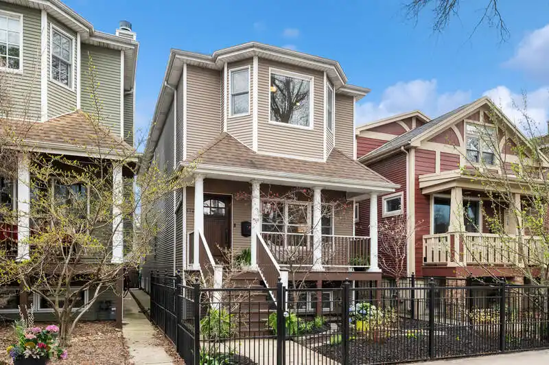 Exceptional Home in the Heart of Andersonville