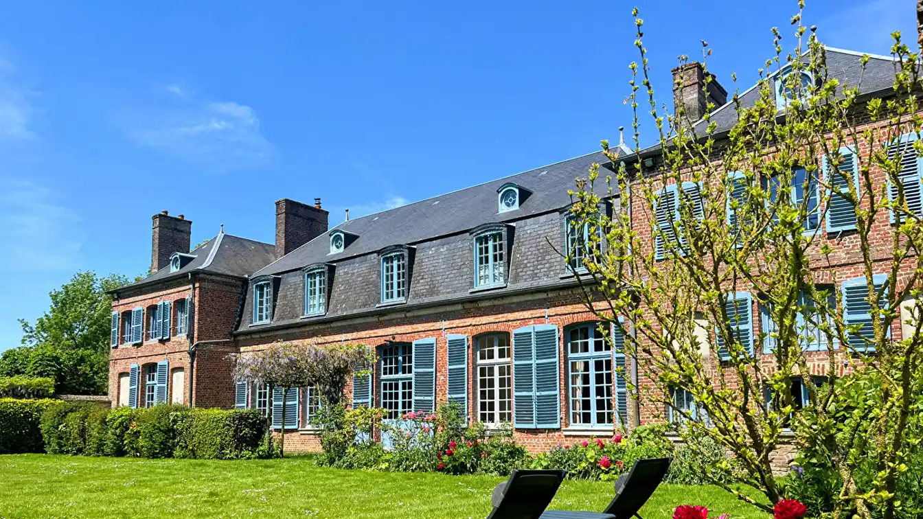 Exceptional Property in a Peaceful Setting