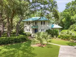 Beautifully Maintained Home Steps from the Beach