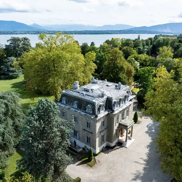 VILLA FLEUR D’EAU