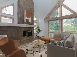 Private Townhouse Retreat