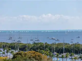 Ritz-carlton Luxury Living