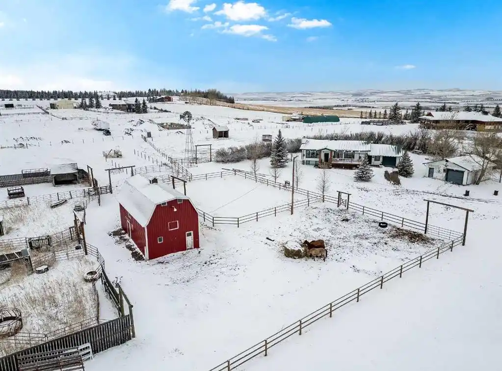 Beautiful 4.5-acre Equestrian Property