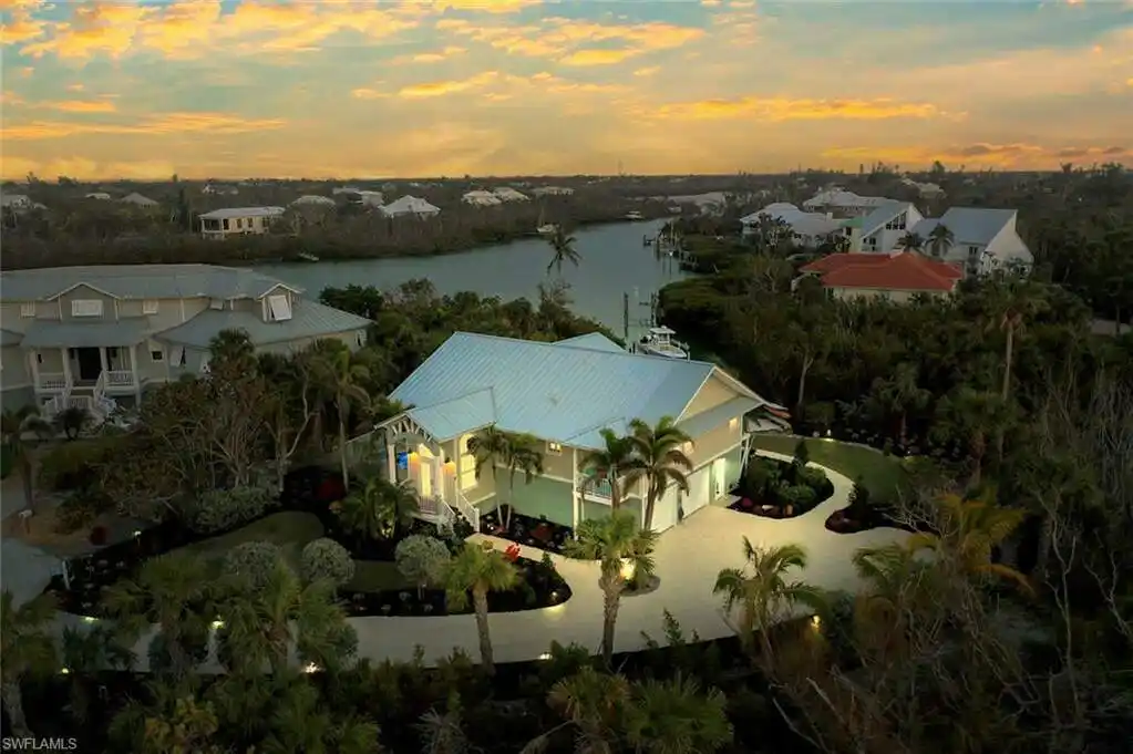 Coastal Retreat on Dinkins Bayou