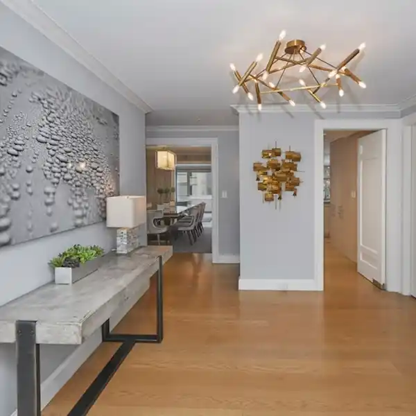 UNIQUE HOME IN PERFECT CONDITION