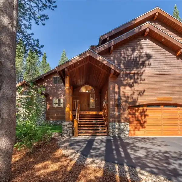 COVETED LOCATION IN TAHOE DONNER