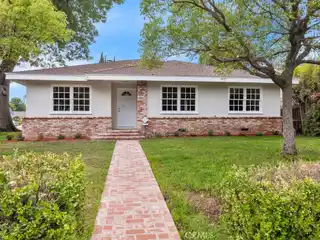 Beautiful Home with a Brand New Accessory Unit
