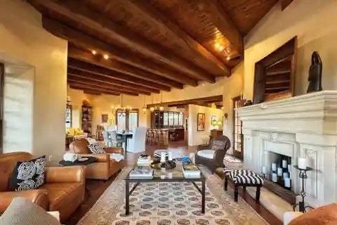 Luxurious Single-Level Home in Silver Hills Ranch