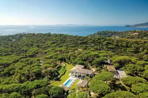 Unique Property in an Exceptional Location