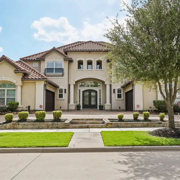 TOLL BROTHERS MASTERPIECE WITH RESORT-STYLE BACKYARD