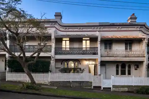 Magnificent Home in Ellerslie Terrace