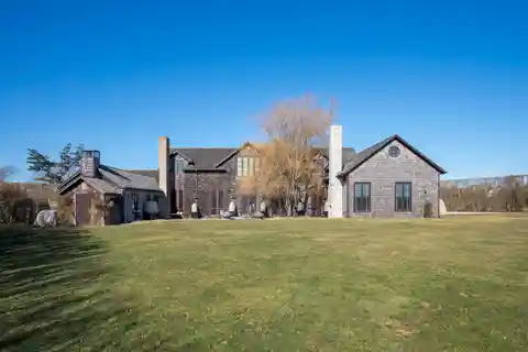 Grand Living Sagaponack Home