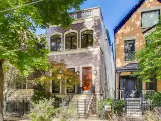 Thoughtfully Designed Home in Roscoe Village