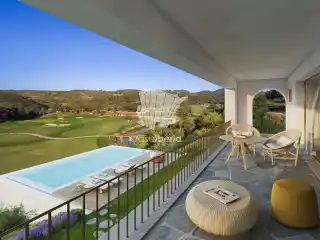 Turnkey Five-Bedroom Villa with Pool and Garden