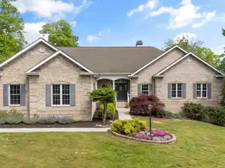 Remarkable Lakefront Retreat on Melton Hill Lake