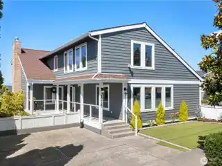 Old Town Elegance with Epic Garage Space