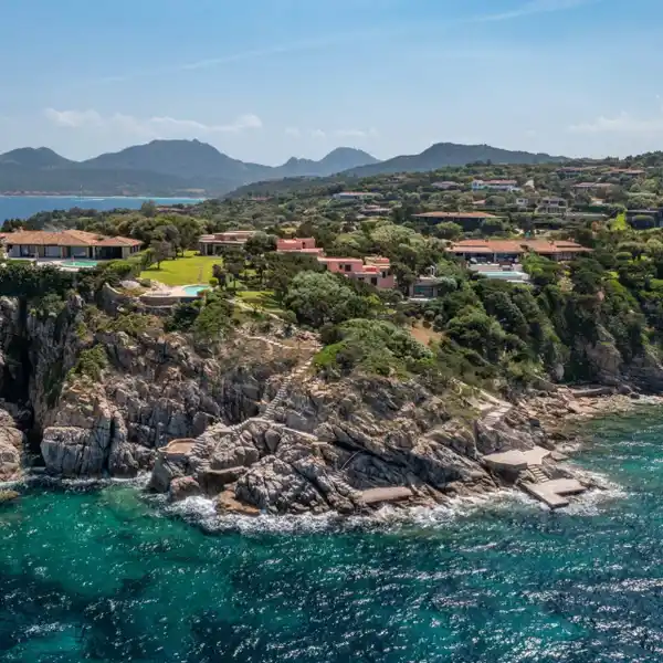 REMARKABLE SEA VIEW VILLA