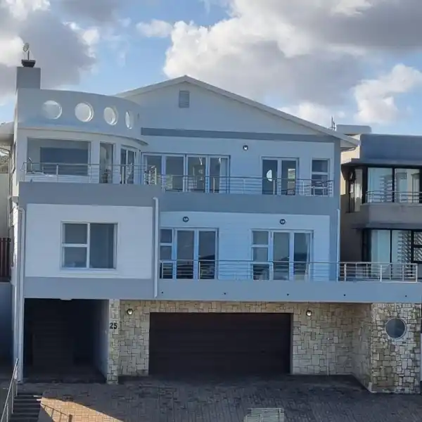 BREATHTAKING OCEANFRONT HOME IN STILBAAI