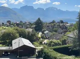 Elegant Villa Nestled in Natural Serenity