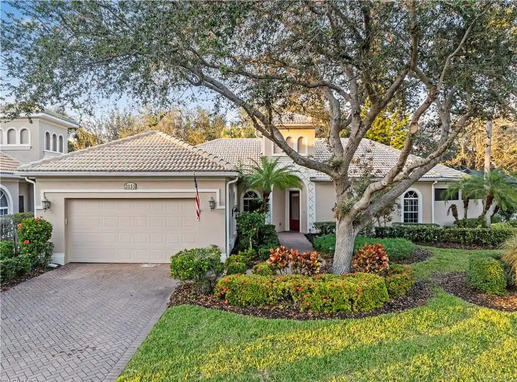 Exquisite Villa in Prestigious Olde Cypress
