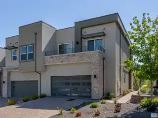 Captivating Townhouse in the Heart of Reno