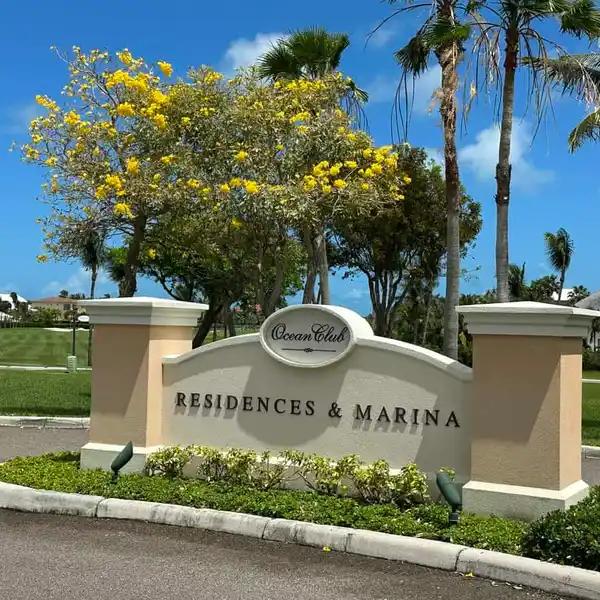 PENTHOUSE IN THE OCEAN CLUB RESIDENCES AND MARINA