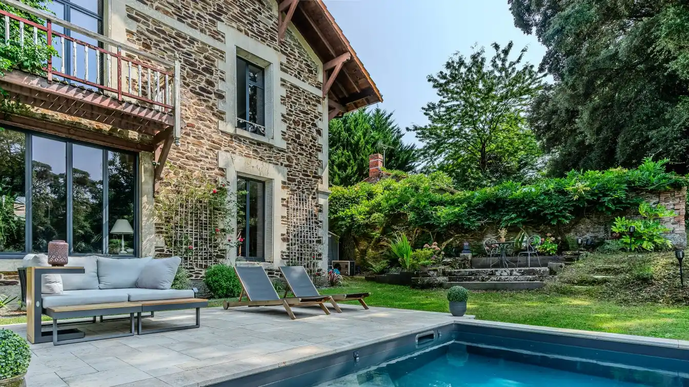 Exceptional Property Filled with History