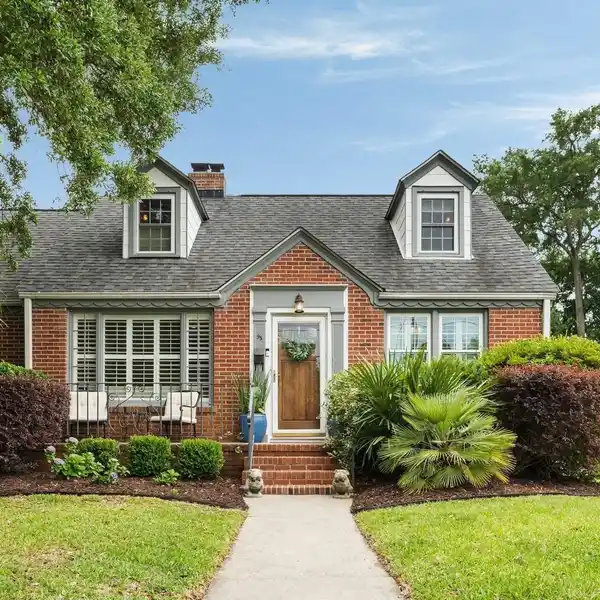 STUNNINGLY UPDATED RESIDENCE IN COVETED WAGENER TERRACE