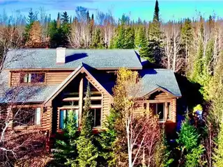 Luxury North Shore Cabin on Lake Superior