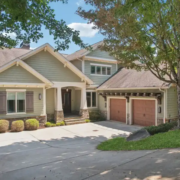 MAIN CHANNEL WATERFRONT HOME