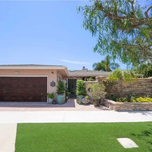ONE-OF-A-KIND HOME IN THE SOUTH SHORES AREA