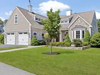 Pristine Home on a Quiet Cul-De-Sac