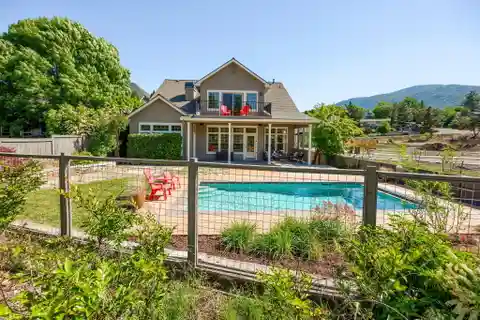 Gorgeous Home in Desirable Riverwalk Subdivision