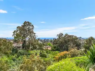 Beautifully Maintained Home in Shorecliffs Terrace